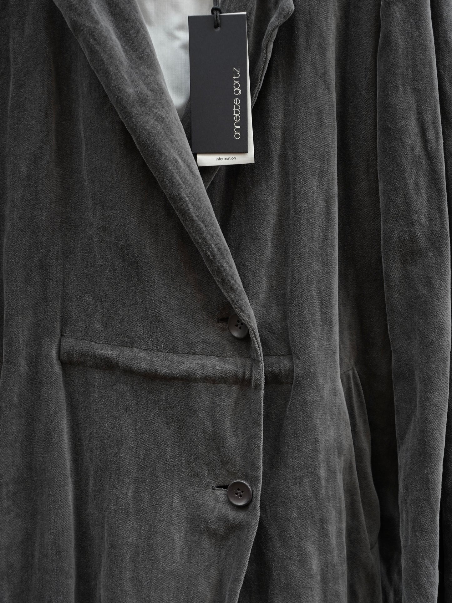 Annette Gortz mētelis