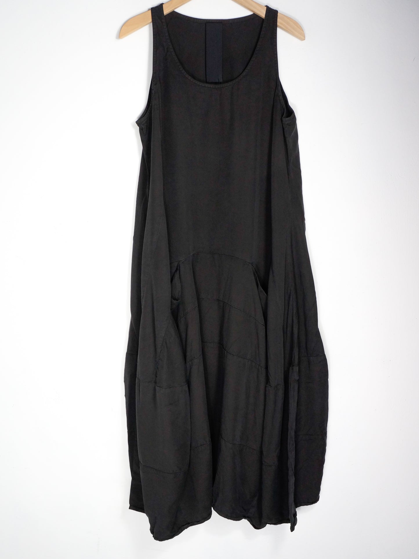 Black Label kleita
