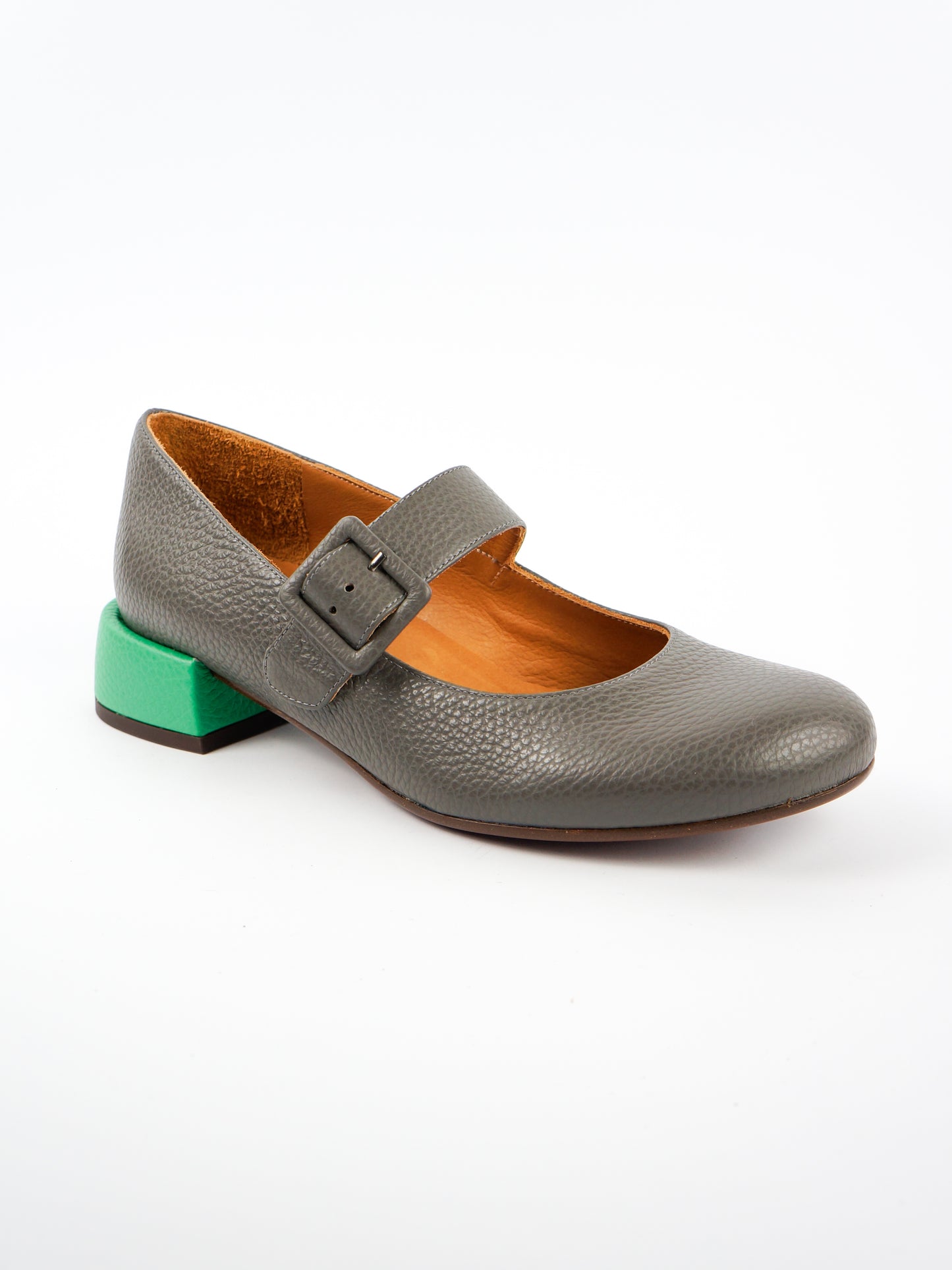 Chie Mihara kurpes
