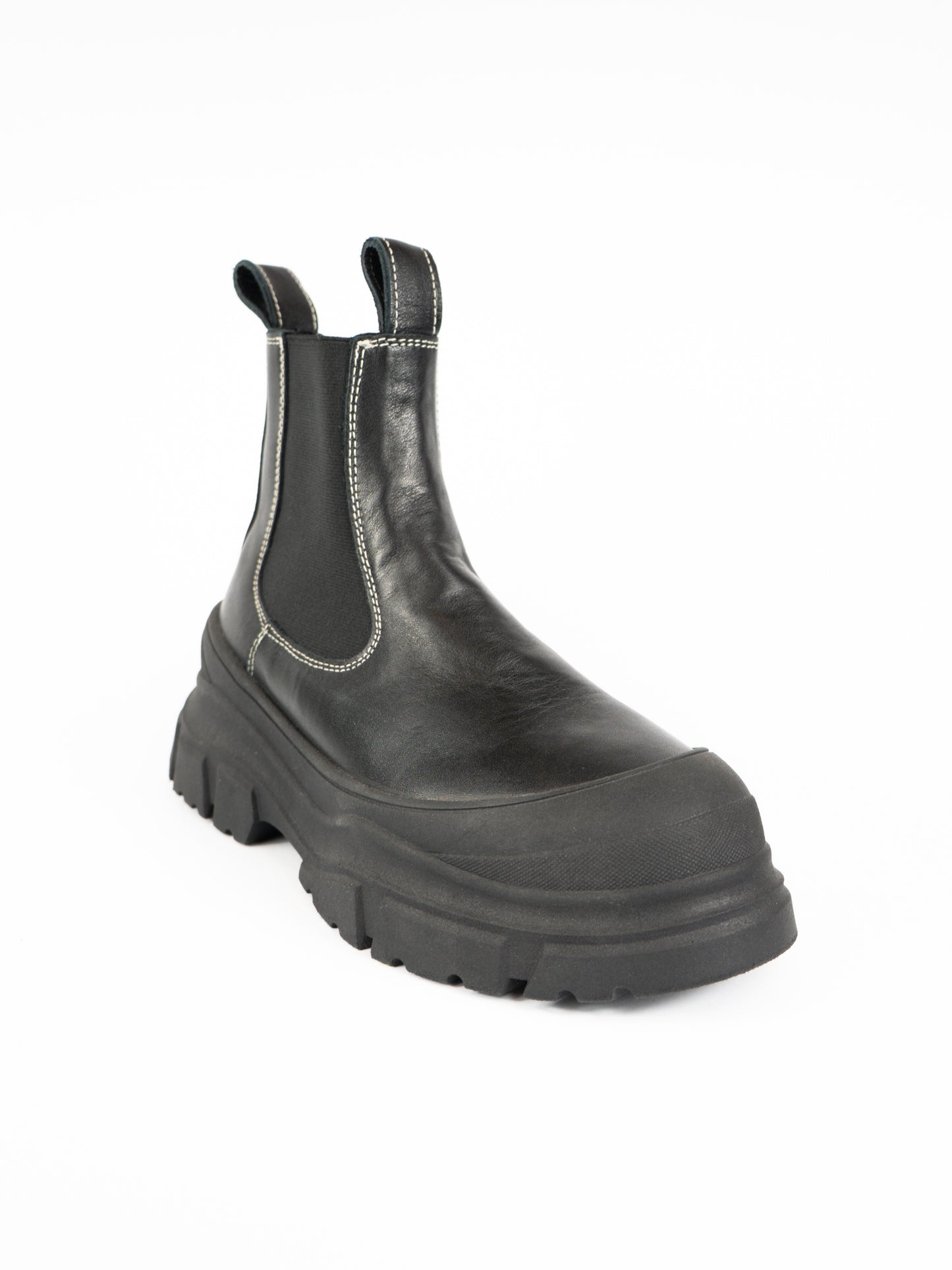 Sofie D’Hoore zābaki