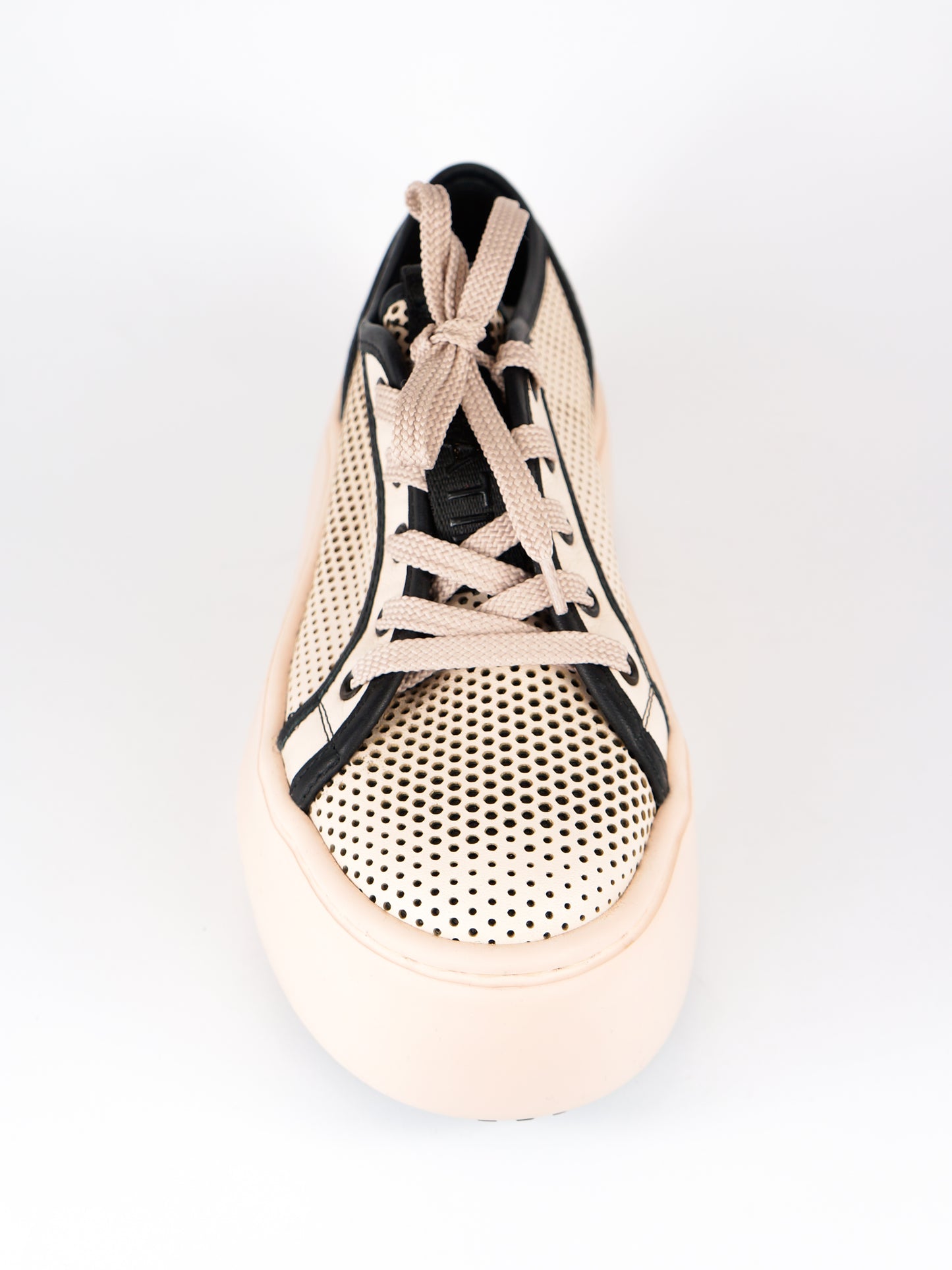 Vic Matie botas