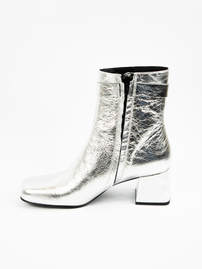 Guglielmo Rotta zābaki