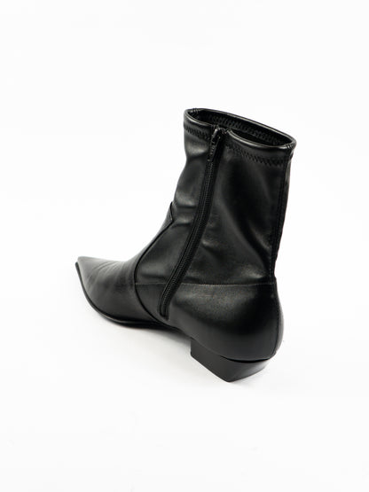 Guglielmo Rotta zābaki